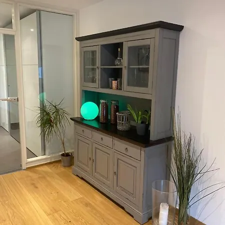 Moderne Citywohnung Nahe Theresienwiese & Westpark Apartman *